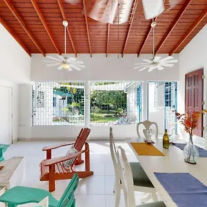 kismet-garden-cottages-dover-beach.comcaribbean.com/